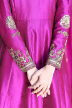 Picture of Eisha