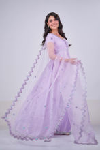 Picture of Ayeza Khan in Camille
