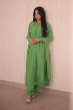 Picture of Yashma Gill In Sofie