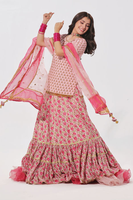 Ayeza Khan In Rania