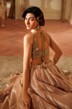 Picture of Shania