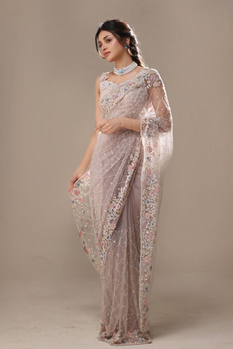 Anmol in Mariyam Saree