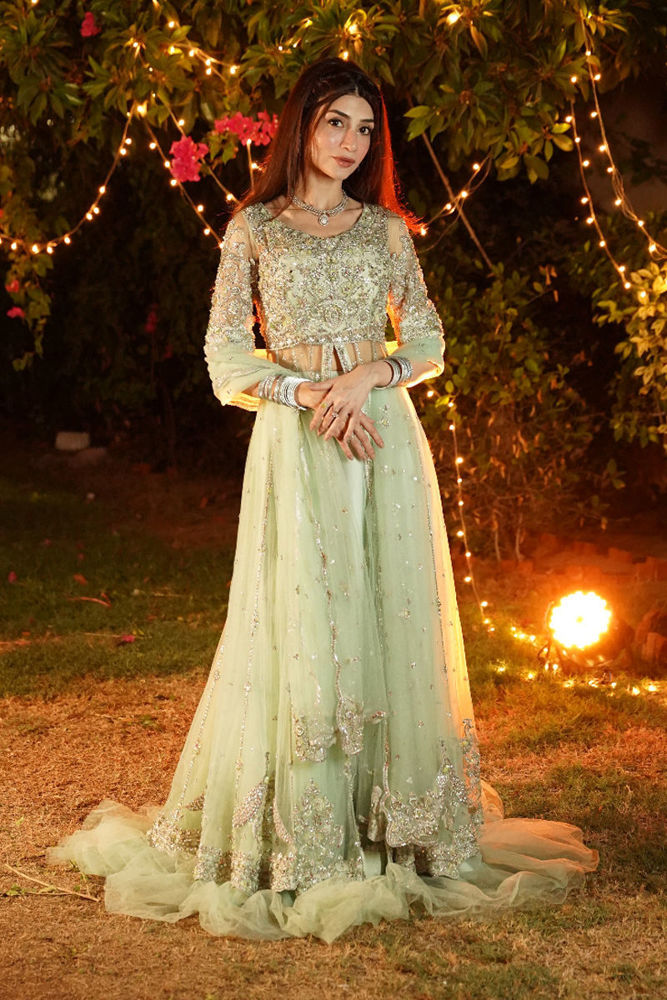 Picture of Zoya Nasir in Naz